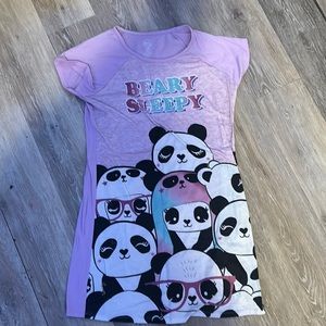 Really cute pajama dress. Size 14-16 in kids.I would love to keep them but small